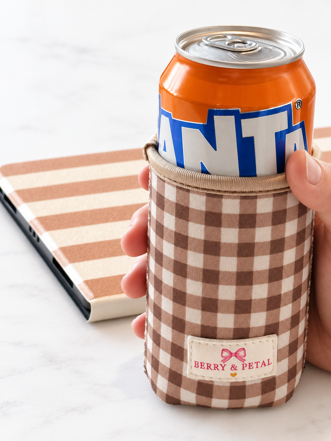 Cocoa Gingham Can Cozy